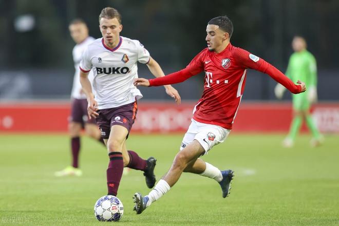 综合来看 综合来看