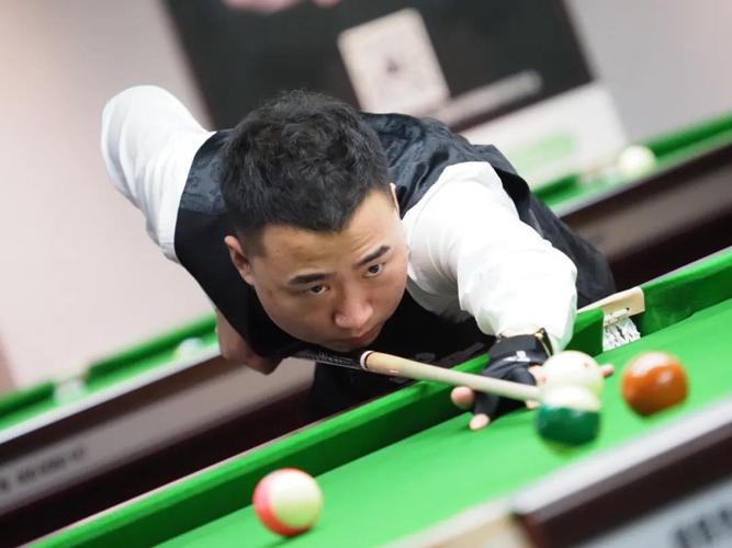 训和年轻球 训和年轻球