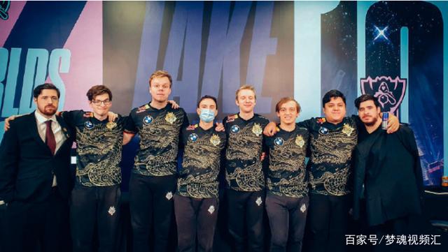 刚刚落下帷 刚刚落下帷