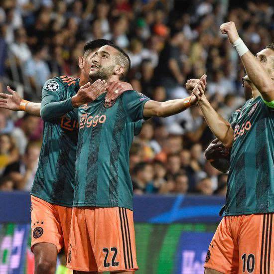 特的热身赛 特的热身赛